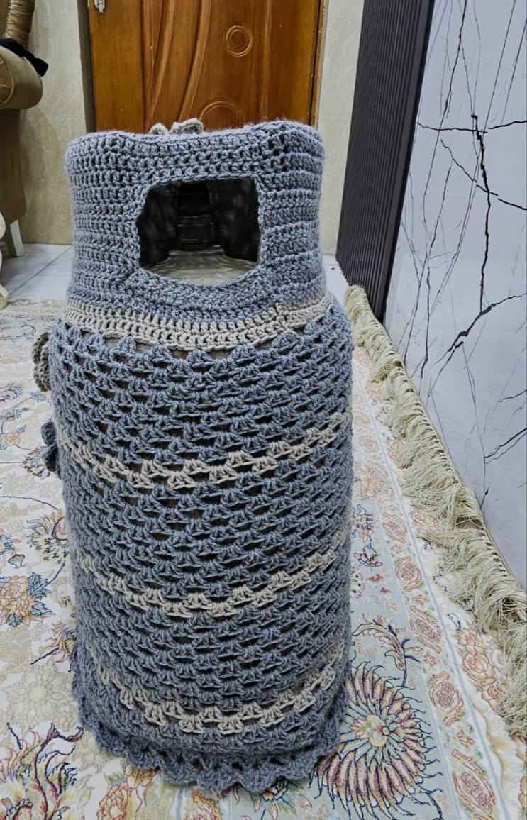 هلا حبايبي اليوم والحمدلله كملت شغلي حسب طلب الزبونه غطة مجمدة وغطة ثلاجة وقنينة غاز  ومسكة باب ثلاجة


**إذا كنت صاحب هذا الإعلان وتريد حذفه لأي سبب، رجاءا أرسل رسالة إلى الدعم الفني**