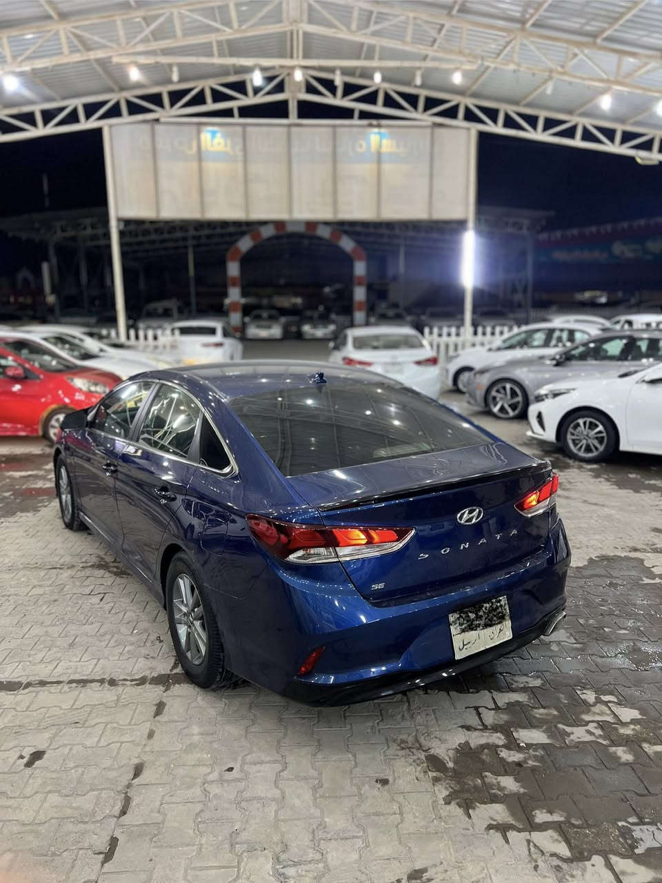 سلام عليكم
هونداي سوناتا موديل 2018
وارد امريكي الحادث بنيد فقط ايرباك دركة 
والباقي مكفول من الصبغ
الرقم اربيل الماني تحويل او وكالة
ماشية 88 ميل /محرك 2.4
السيارة جاهزة من كلشي
السعر 118 وبيها مجال بسيط
للاستفسار ***********
العنوان النجف الاشرف
