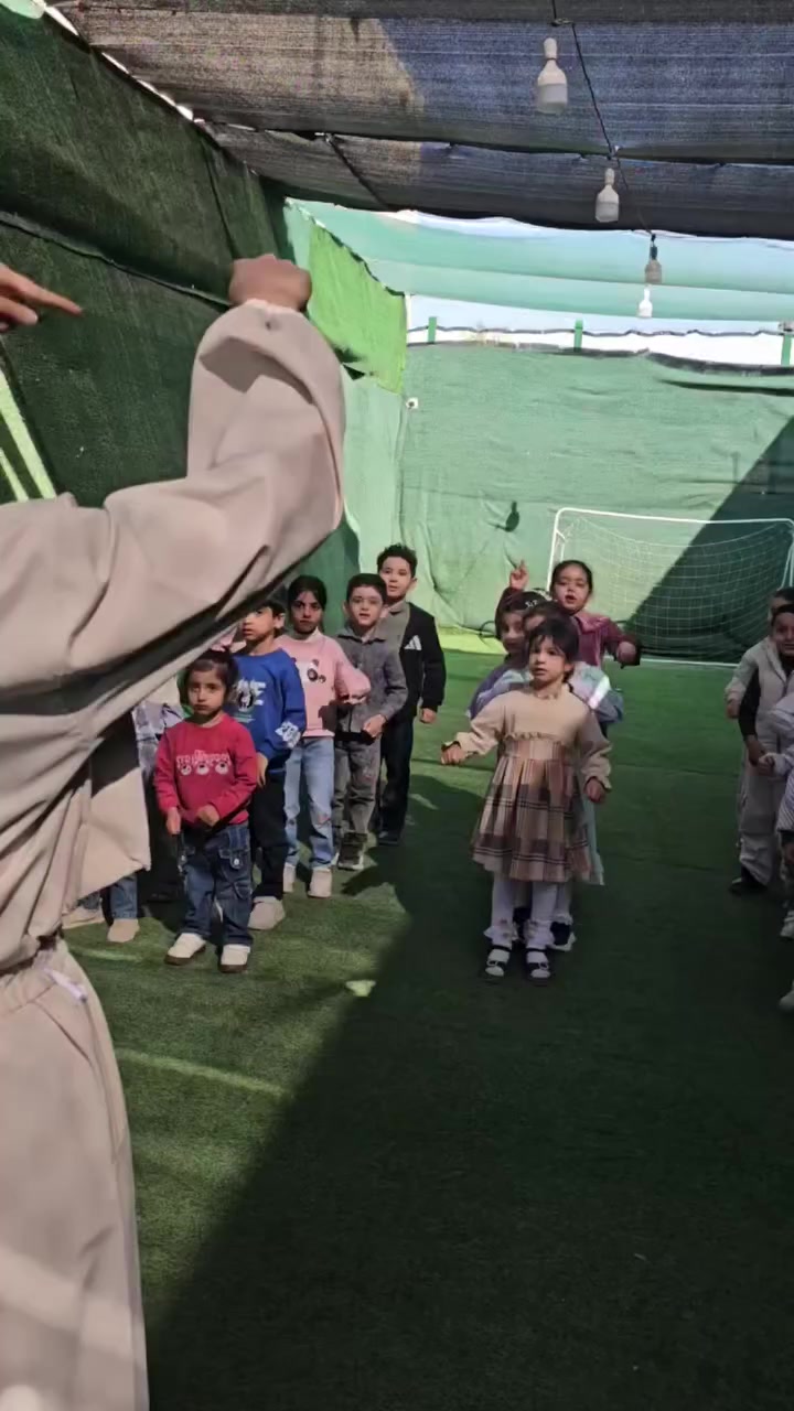 "فعالية: رسمنا الكرة الأرضية 🌍
في صباح مليء بالمرح والتعلم 🌞
شارك أطفال مهارات في رسم الكرة الأرضية وتلوينها 🎨
تعرّفوا على شكلها وألوانها بطريقة ممتعة
أبدع صغارنا برسوماتهم الجميلة 👏
أحسنتم يا أبطال 💖"
#التسجيل_مفتوح

#بدء_المنهج_الدراسي 
#سارعوا_بالتسجيل_ تواصلوا ويانه على :
📍شارع كوفة نجف- حي كندة- خلف أسواق الحرة.
***********📞
***********📞
kindergarten.maharat@gmail.com Ⓜ️
#اطفال
