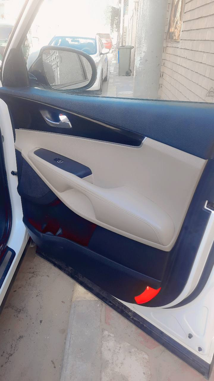 سورنتو 2020 خليجي مكفوله كير محرك حداديه تخم تاير هسه شاديهن وباتري جديد تبريد ثلج فولمواصفات حساسات اماميه خلفيه كشن السايق والصدر كهرباء اربع انظمة قيادة نظام ايكو تقليل الصرف شاحن تلفون لاسلكي جنطه كهرباء داخل بيجي رقمها بابل انكليزي مكانها بالعماره والسونار ويا الصور السعر 245 وبيها مجال ***********
