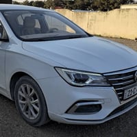 ام جي ٥ • اوتوماتيك • ١٠٨٠٠٠ كم