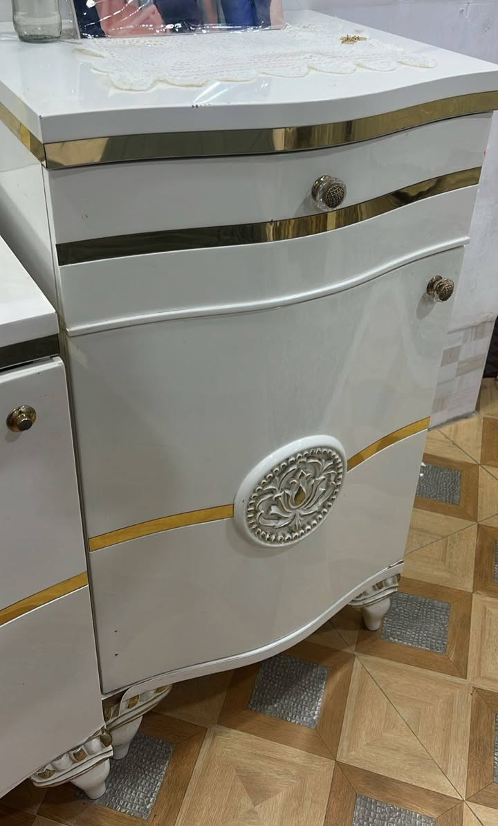 السلام عليكم
غرفه نوم تركي خشب الثكيل درجه اولئ
4 قطع أبواب سلايت
غرفه فخمه
السعر. مليون وبيها مجال


**إذا كنت صاحب هذا الإعلان وتريد حذفه لأي سبب، رجاءا أرسل رسالة إلى الدعم الفني**