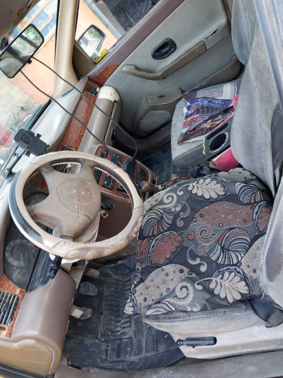 سلام عليكم سمند موديل ٢٠١١ رقم واسط الماني سنويه ساقطه تحويل ثاني كير ومكينه خير من اله تبريد ثلج عوزهه ترتيبات بسيطه سعرهه ٢٠ وبيهه مجال مكاني بغداد قرب مجمع بسمايه رقمي ***********
