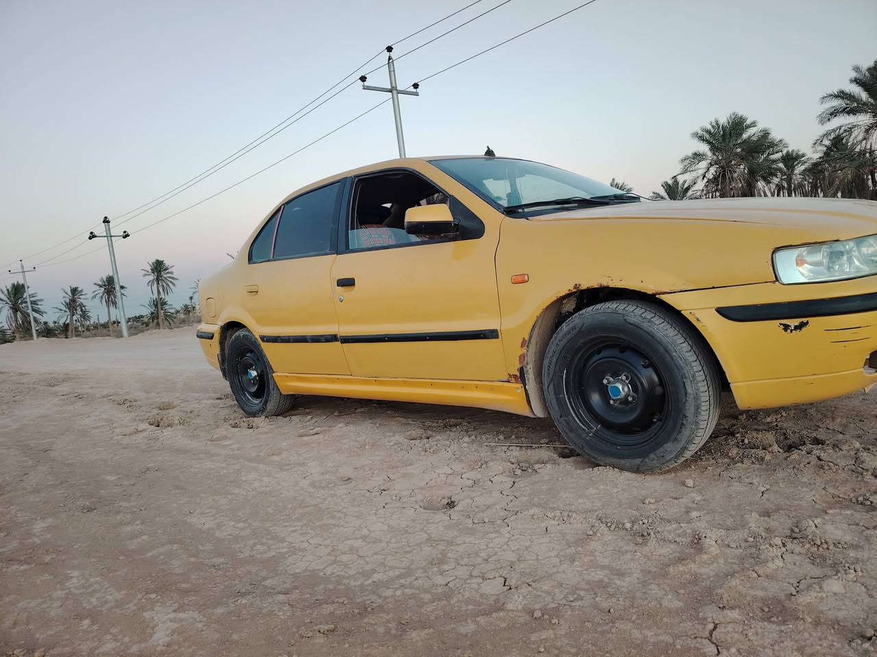 سمند البيع مديل 12 سياره حلو وجاهز من كلشي تخم تاير جديد حداديه جديده كهربائيات شغاله محرك وكير خير من الله.    رقم ذي قار صدامي شرط تحويل مستمسكات راعيها عندي سياره تريك وين ما يعجبك السعر ب 19 وبيها مجال مكاني البصره القرنه رقمي *********** وذه اكو مراوس
