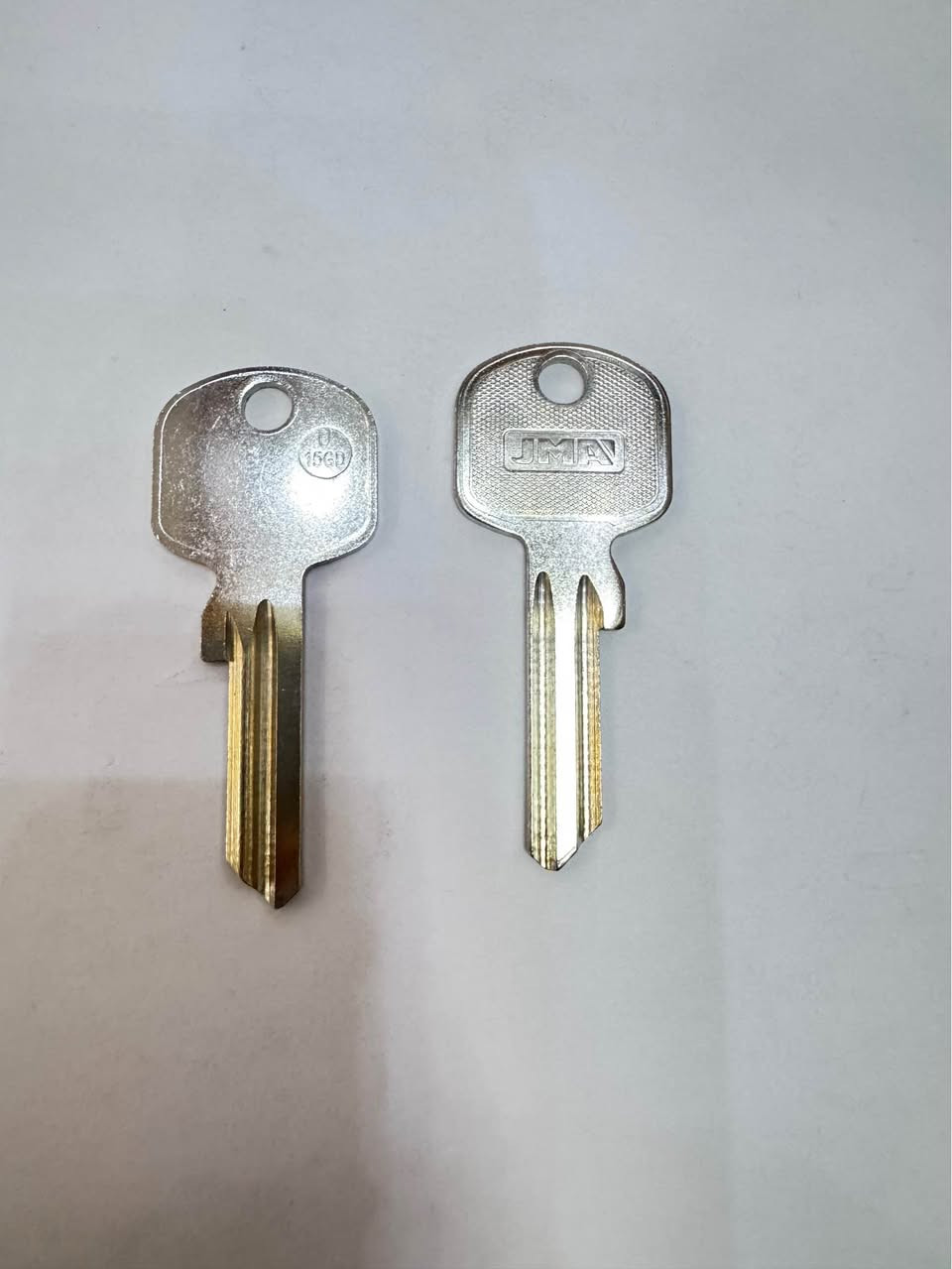-مجموعة مفاتيح اسباني منوع شركة jma

🔑 حارث البغدادي للمفاتيح والريمونتات  ومكائن قص المفاتيح
✅ البيع بالجملة والمفرد
أسعار مناسبة وجودة مضمونة وخدمة توصيل سريعة.
للاستفسار❗️❗️وتساب
(0770451289)
العنوان ❗️❗️بغداد شارع الرشيد مقابل سوق الصفافير Colombo, Sri Lanka


**إذا كنت صاحب هذا الإعلان وتريد حذفه لأي سبب، رجاءا أرسل رسالة إلى الدعم الفني**