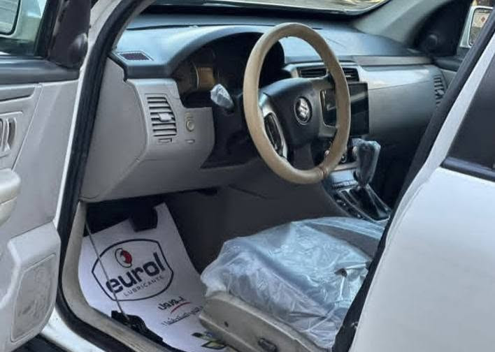 سلام عليكم ♥🌹
للبيع ساسوكي  XL7
موديل 2008
1/كير(مكفول) ✔️
2/محرك(مكفول) ✔️
 3/تبريد ثلج 🥶✔️
4/كهربائيات(مكفول) ✔️
5/تخم تاير جواهاجدد✔️
6/رقم انكليزي بسمي✔️
7/مشروع وطني ✔️
8/سنويه لل2030✔️
السياره فول متصرف عليه ربع 
ماعدا🔴/يدة باب سايق خارجيه🔴/وبصمة باب خلفيه🔴 (الصندوق) 
السعرر: 80 ورقه وبيها مجال بسيط 
الرقم للتواصل /***********
