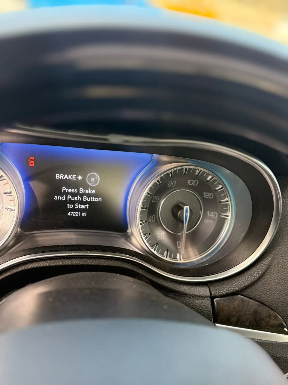 اوباما كرايسلر 300C فول للاخير
دخول جديد كتاب ضباط يعني ماماشيه ابد بلعراق 
ماشيه 47 الف
حادثها كلش بسيط موجود رقم الشاصي بلمنشور
مكان بغداد سعر 272 
***********
***********
