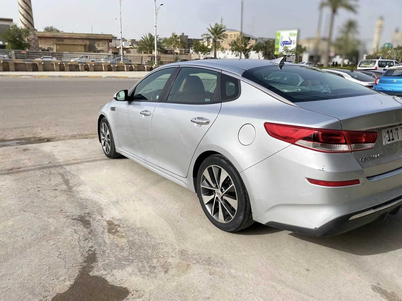 السلام عليكم 
كيا اوبتيما 2019 FE للبيع فقط 
تحويل ثاني يوم 
رقم بغداد الجديد 
ماشيه 77 الف ميل 
شاشه جبيره
نقاط عمياء  
تحديد مسار 
تنبيه اصطدام مثبت سرعة  
قيادة شبه ذاتيه  
درايف مود (Eco و SPORT)
أبل كار بلاي 
تبريد ثلج 
دوشمه كشنات وارضيه 
السياره نضيفه جدا مصرف ربع دينار مابيها 
حادث السياره بسيط جدا  جاملغ خلفي مصبوغ وباب خلفي امبدل نفس الون ايرباك برده فقط 
السعر 130وبيه مجال بسيط جدا
العنوان الانبار فلوجة  
صوره السياره مع صور الحادث في المنشور

***********
