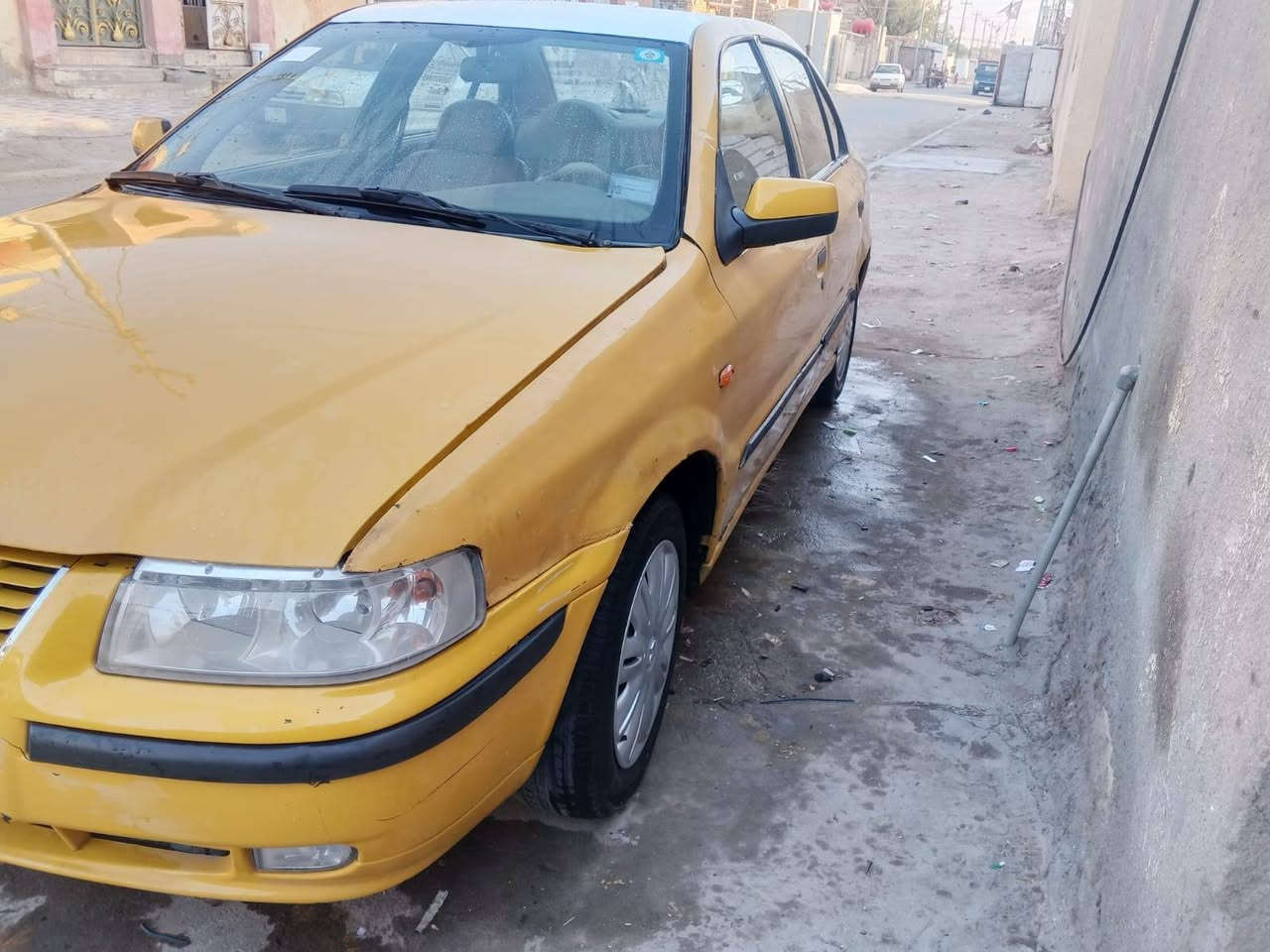 سلام عليكم سمند موديل 11 رقم نكليزي سعر 20 الشراي يتصل ***********
