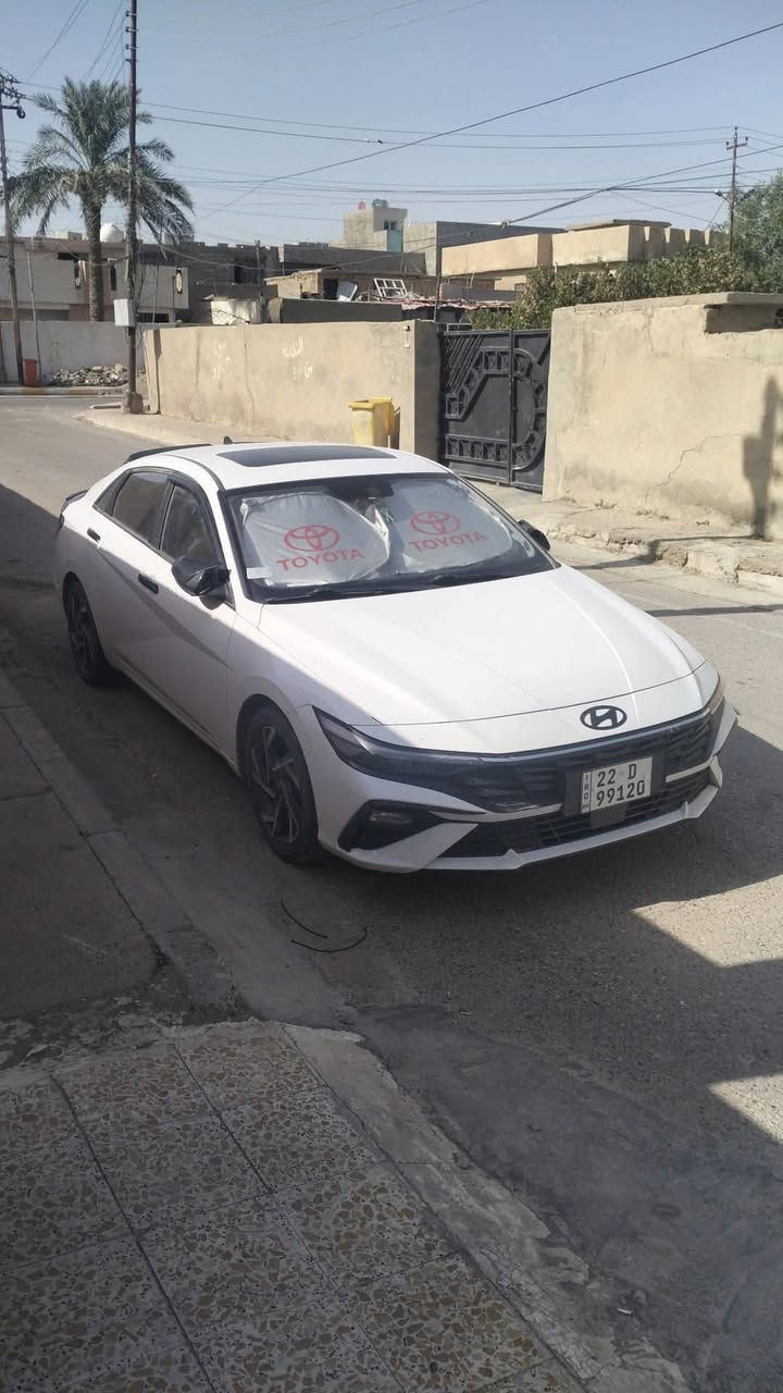 النترا موديل 2024 رقم اربيل بأسمي مكفولة كفالة عامة ماشيه 60 الف وارد صيني محرك1500 دبل نوزل مابيها اي نقص كاملة من جميع النواحي مواصفاتها معروفة بصمه دخول وتشغيل وفتحة سقف وقطعتين تبريد مكاني بغداد الكاظمية
رقم الهاتف:-***********
سعرها 138 وبيها مجال بسيط او مراوس ب  BYD Seal 05/BYD QIN PLUS
شكرا جزيلا.
