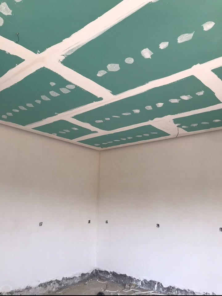 بيت لبيع بسعر مناسب متوازي على بيعته  اتصل واتساب 

‭***********‬

مجمع الفاتح مقابل جامعة المدائن  مجاور بسمايه
