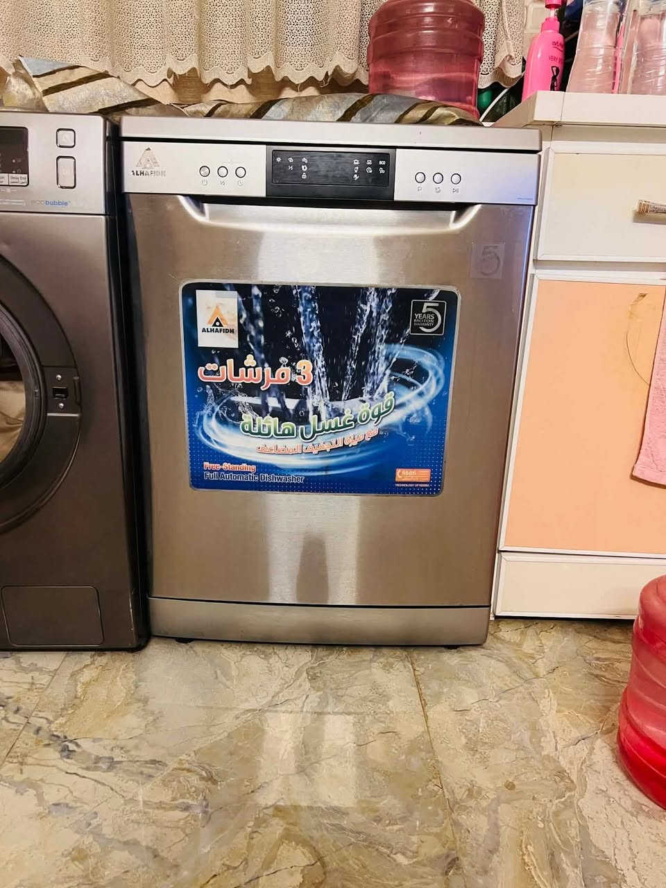 غراض للبيع مستعجله سعر مناسب غرفه اخشاب تركي ٢٧٥ قنينه ٣٥ غساله ٢٠٠))))*********** واتساب غير متواجد عل فيس مجمده ١٥٠
