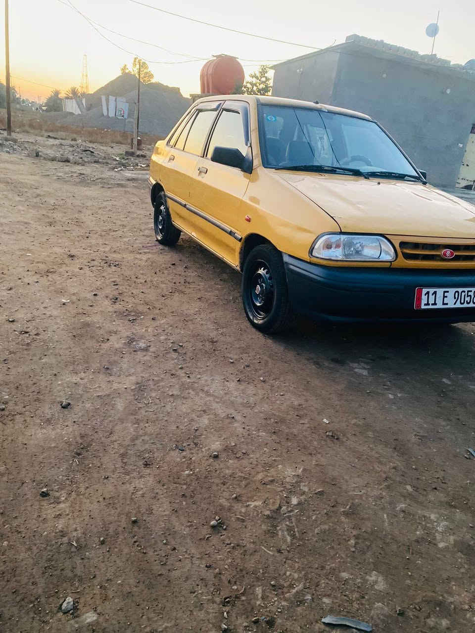 السلام عليكم
للبيع سايبا موديل 2013
سياره خير من الله 
مكفوله بس بيها ضربه ب الجنطه بسيطه 
موضحه ب الصور وبيها خياسات قليله
رقم دولي السياره بأسمي تحويل ثاني يوم 
السعر 28 وبيها مجال 
مكاني بغداد تقاطع النهروان 
للا اتصال ع الرقم ***********
