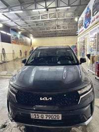 كيا سورينتو محرك 2500  رقم بغداد بأسمي   وارد امريكي حادثه مياه امطار ...