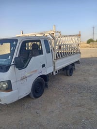 للبيع كيا مامسجل ام عيون موديل 2002 محرك كير اكسن شرط صدر كهربائياتها ...