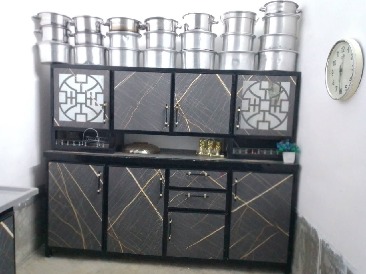كاونترجديد ماصارلو.عشر تيام من خذتو  اللبيع سعر350 )***********
