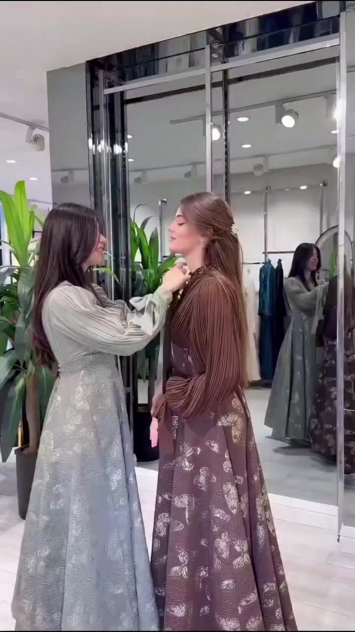 فستان فراشات 🦋  خامه اوركنزه ايطالي 
سعر 35  الف 
قياس 48/46/44/42/40/38/
متوفر استبدال ايضا 😊


**إذا كنت صاحب هذا الإعلان وتريد حذفه لأي سبب، رجاءا أرسل رسالة إلى الدعم الفني**