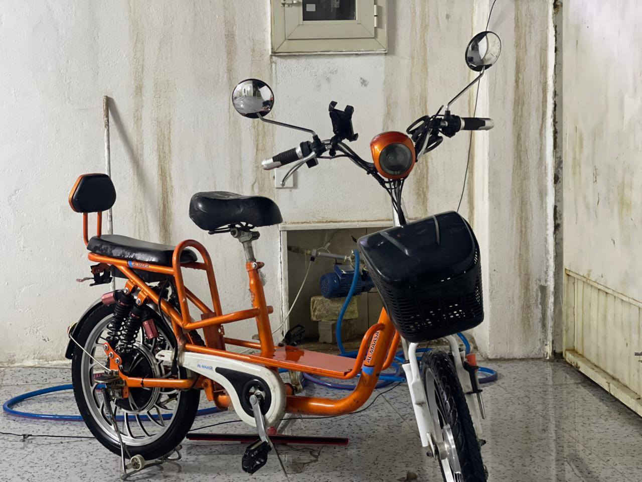 ‎پاسکیل شەحن  .. جۆری ئەڵماسە.. زۆر خاوێن و جوانە
چوار پاتری نوێی لەسەرە‎ أربيل, العراق


**إذا كنت صاحب هذا الإعلان وتريد حذفه لأي سبب، رجاءا أرسل رسالة إلى الدعم الفني**