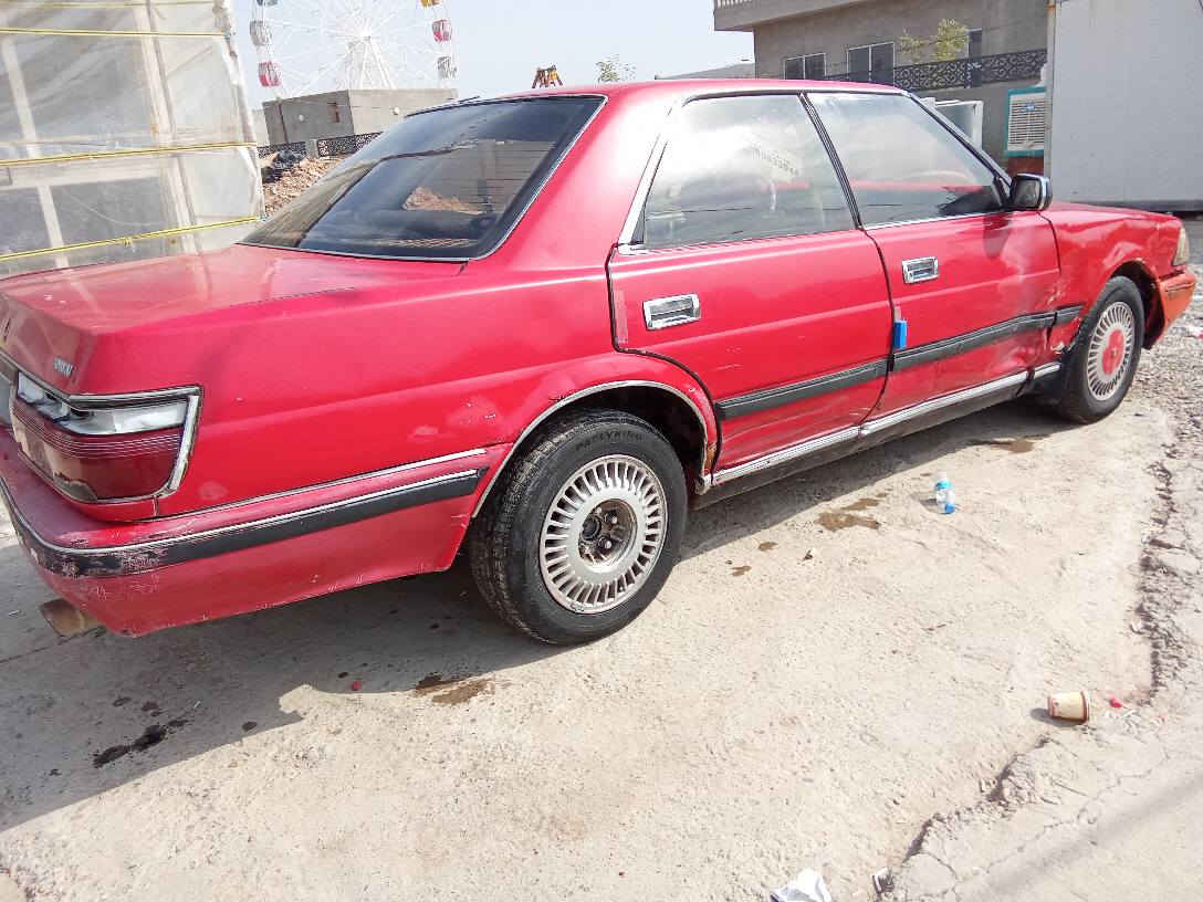 كوم  حديد هارتوب 90 رقم بغداد صدامي. ساحب واجهه اله راعيه ماندله كير محرك ونجي سياره شغاله  وين متريد سعره 14 مكان ديالى خانقين رقمي *********** خناقين, ديالى
