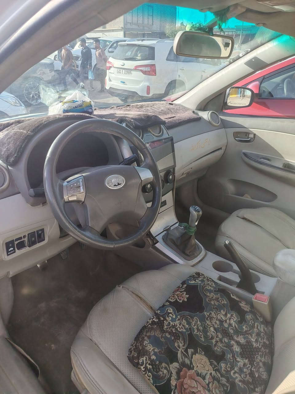 بي واي دي موديل 13 كير عادي ٣ قطع صبغ رقم بابل انكليزي شرط التحويل 40ورقه وبيها مجال حك الجيه للاستفسار ***********
