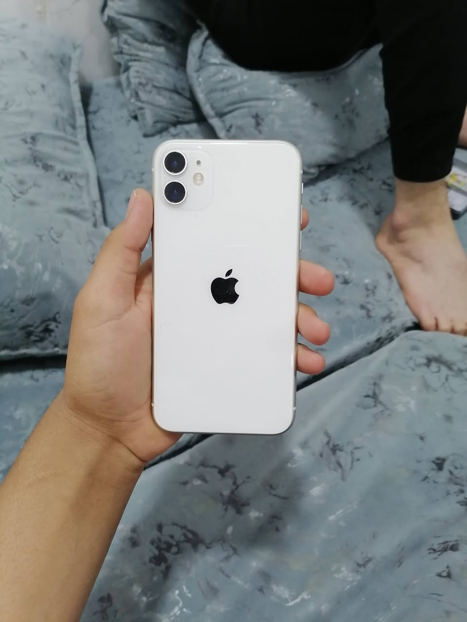 ايفون 11عادي بطاريه 85شرط اصليه مامبدله للاستفسار الاتصال على الرقم ***********
