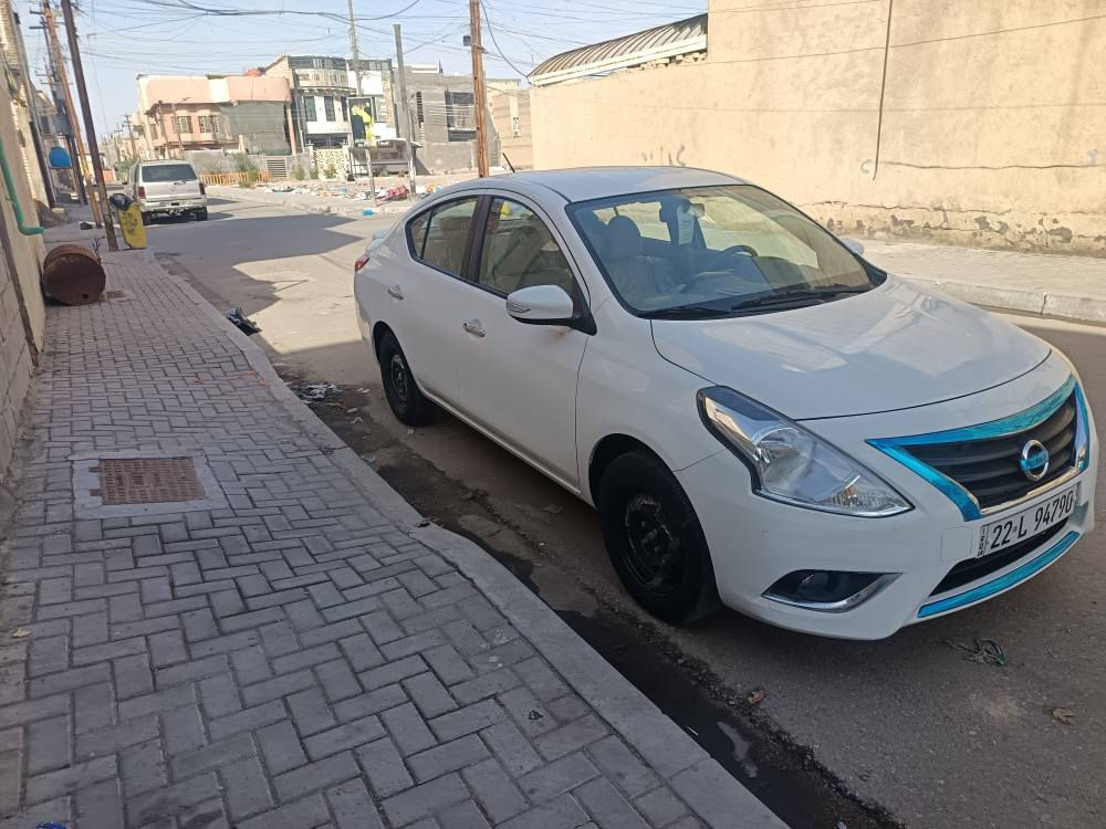 نيسان صني مصري مديل ٢٥ ماشيه ٢٢ فقط سياره جديده بيه هاي الطخه فقط سعر ١٢٠ رقمي *********** البصرة, العراق
