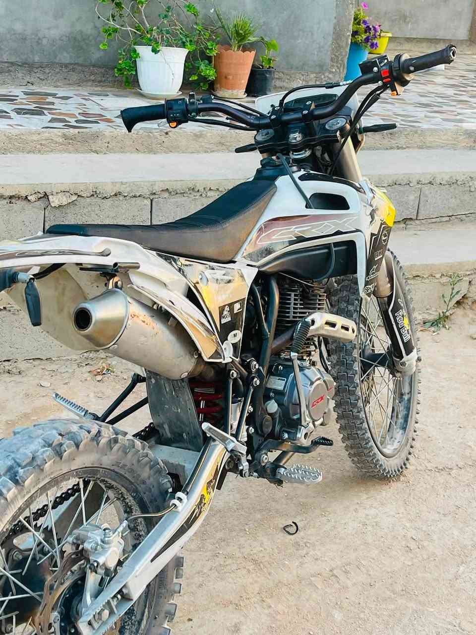 دراجه قفاز CRX 300c مراوس وبيع حسب القناعه مكاني القائم موديل 2024


**إذا كنت صاحب هذا الإعلان وتريد حذفه لأي سبب، رجاءا أرسل رسالة إلى الدعم الفني**
