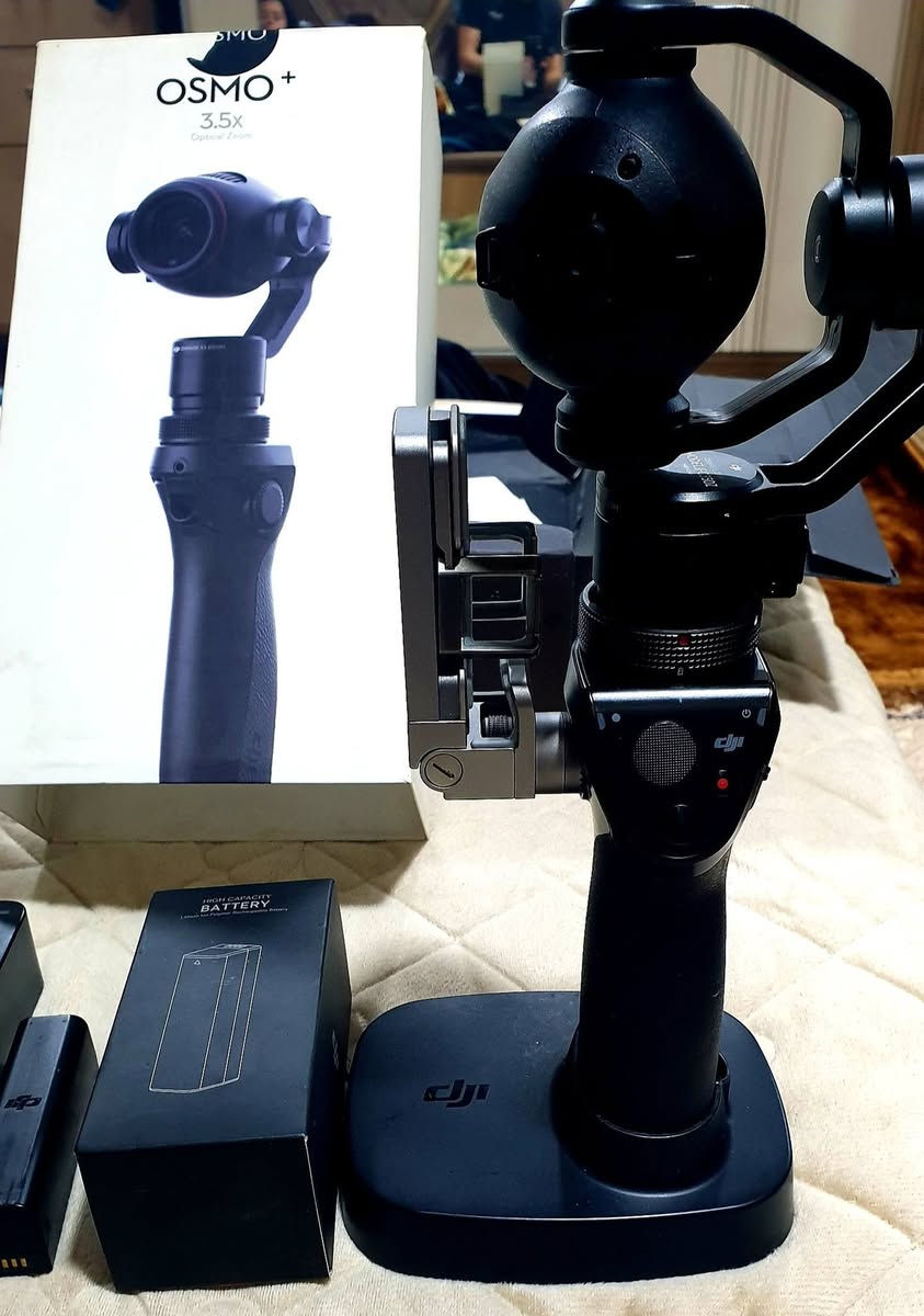 اوزمو بلاص مع بطاريتين ومع بطاريه خارجي واستاند اوزمو كله ٣٥٠ الف توصيل موجود


**إذا كنت صاحب هذا الإعلان وتريد حذفه لأي سبب، رجاءا أرسل رسالة إلى الدعم الفني**