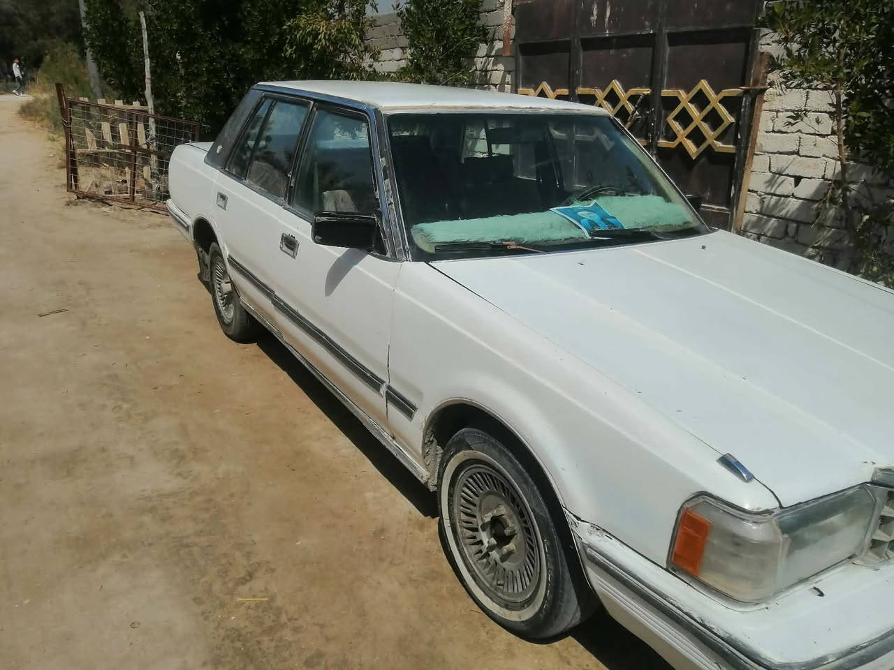 اللبيع
سوبر مديل 85 
السياره قاصرين 
السعر يم صاحب السياره هاذا حسابه ورقمه حسين نعمه الحمداني
السعر مناسب جداً 

الرقم ‭0782 438 4270‬
