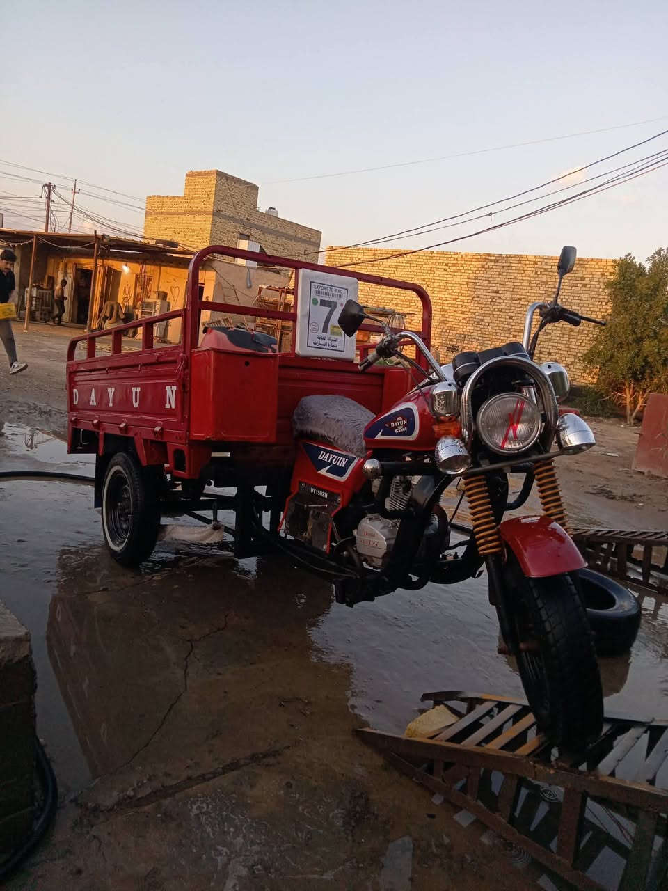 السلام عليكم ستوته لبيع موديل 15وراق كامله ستوته جاهزه من كل جهات سعر 1400وبيه مجال بصيط 
مكان الرفاعي ***********
