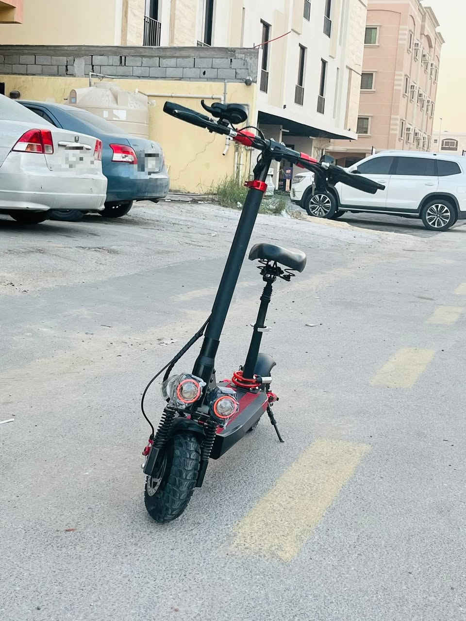 🛴 سكوتر كهربائي للبيع - شبه جديد 🛠️

للبيع سكوتر كهربائي قوي ومريح
✅ بطارية قوية تدوم وقت طويل
✅ بي مقعد مريح + ستاند للوقوف
🚀 السرعة القصوى: (37)
يتحمل وزن 150 للبيع
السعر 130 الف ويتوفر توصيل


**إذا كنت صاحب هذا الإعلان وتريد حذفه لأي سبب، رجاءا أرسل رسالة إلى الدعم الفني**