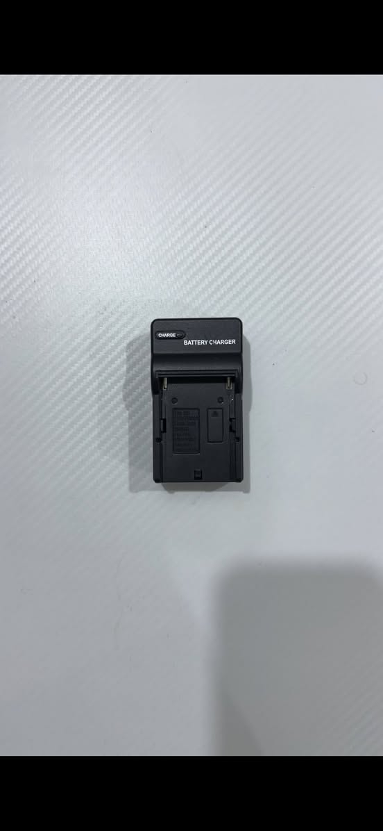 اعادة النشر بسبب الوعود الكاذبة….
شاشة گودوكس GM6 نظيفة كلش السعر 120$  
جنطة مصورين حالتها مثل ما موضح بالصورة سعرها 60الف 
مكاني اربيل 
توصيل ما عندي 
ما عندي توصيل 

في حال ردت توصيل حول المبلغ وبعدها اوصلك


**إذا كنت صاحب هذا الإعلان وتريد حذفه لأي سبب، رجاءا أرسل رسالة إلى الدعم الفني**