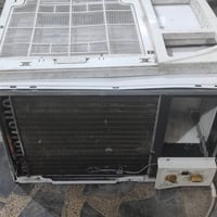 مكيف جبسون للبيع السعر 250و بيها مجال  07780177990 المكان شعب شارع الص...