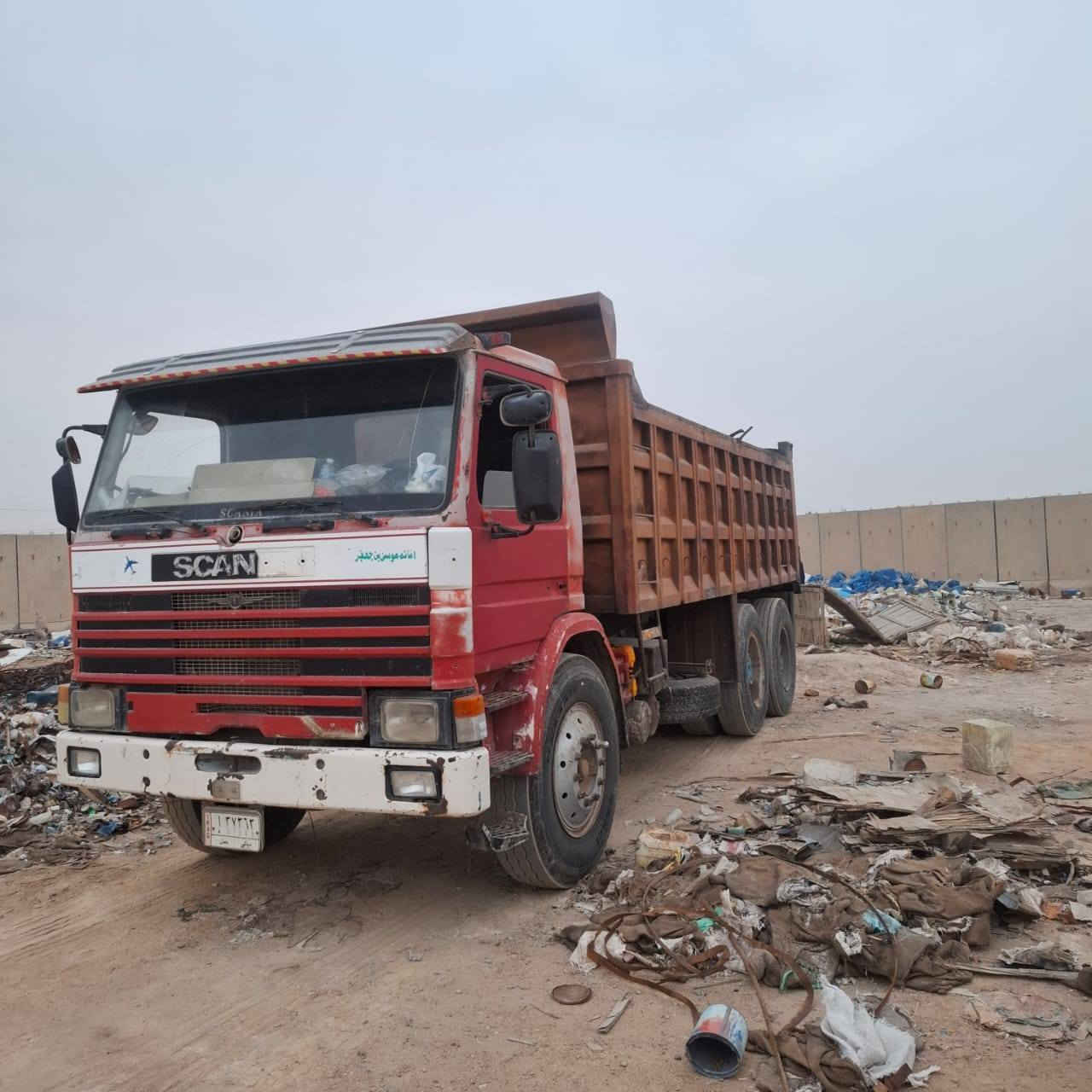 سلام عليكم سياره سكانيه البيع تخم تاير كير 5/5
مجموعه كتر مكان سياره بصره الزبير مامتواجد ع لفيس 
رقم الهاتف ***********
