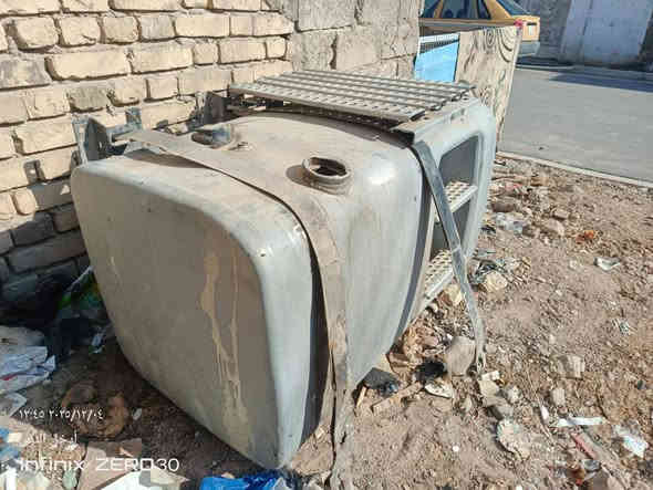 للبيع ٥٠٠لتر السعر ٤٠٠ الف مكانه عماره ‏‪***********‬‏
