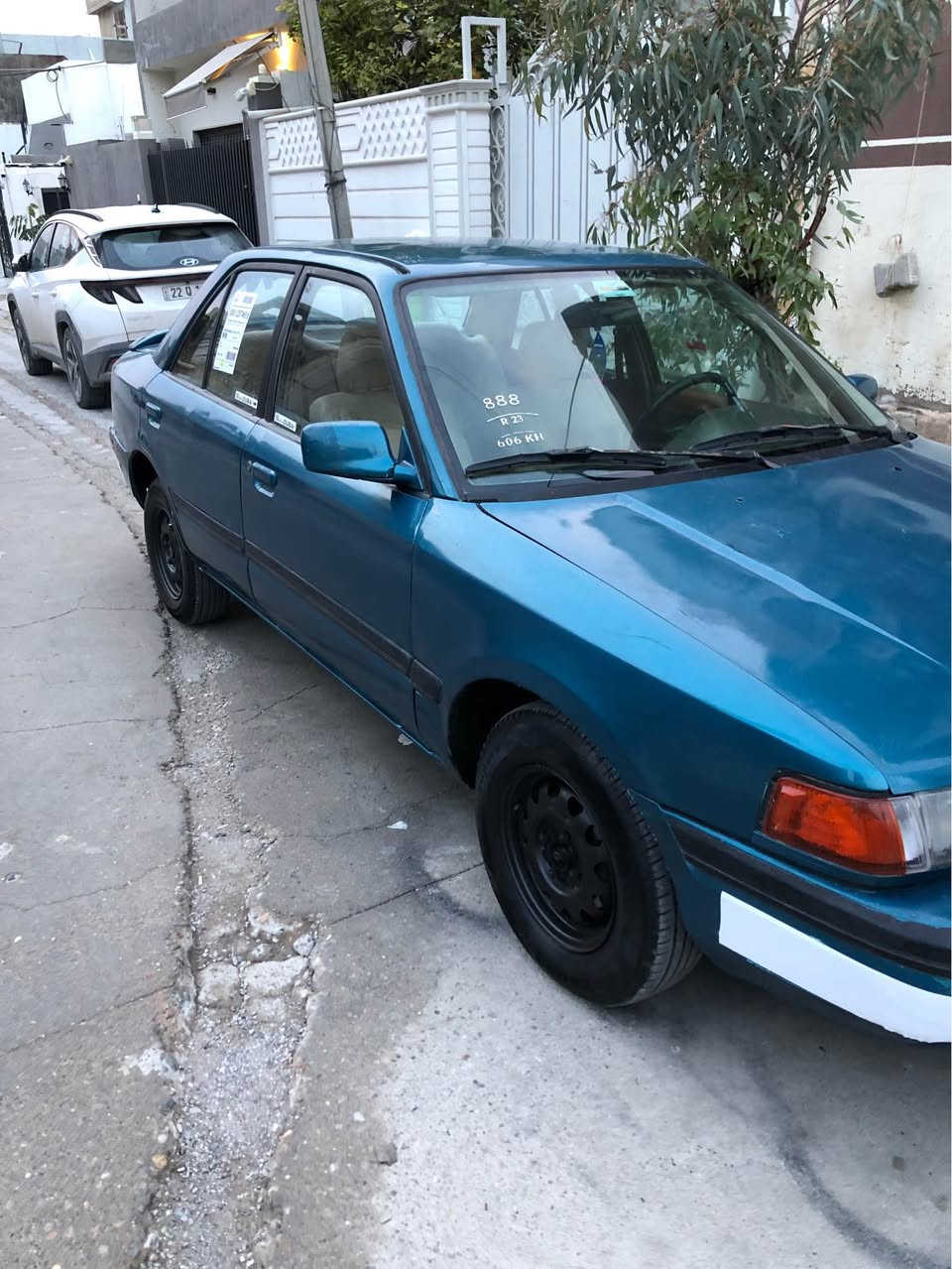 للبيع مازدا ٣٢٣ موديل ١٩٩٦ محرك ١٦ كابريتر كير اوتوماتيك تبريد شغال مشروع وطني شرط تحويل سيارة بدون حادث و خياس كير محرك شرط عنوان كركوك 
 *********** بي واتساب كركوك, العراق
