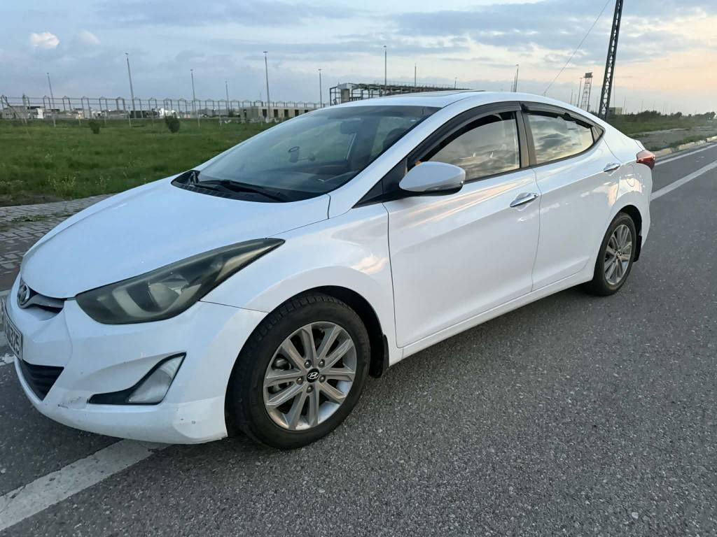 النترا موديل 2015 بي نص باب.  وياجملغ  فقط رش بدون دواخل محرك 18شرط مامفتوح كير شرط تبريد شرط تيارات جديد سنه ويه جديد 2030نافذ.    سيار ا مواصفات سلايت اوتو فول.    سعر 116.......*********** كركوك, العراق
