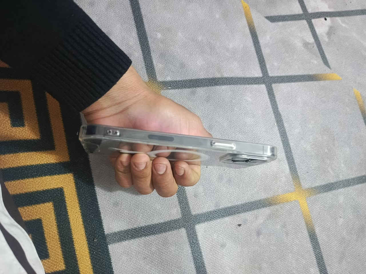 سلام عليكم 13برو ماكس جهاز كلش نضيف جهاز ابد مداخل تصليح كلشي شغال بي بطاريه 86 شرق اوسط عربي
مكاني كربلاء *********** سعر 675
