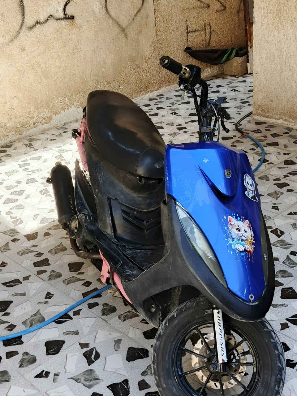 دراجة ماكس عدلة نضيفة اي عطل ما بيهة بيهة نقص بس سبايدر
سعر 350وبهة مجال 
مراسلة*********** واساب 
مكان بغداد النهروان
