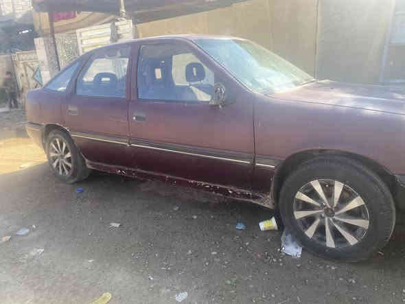 سياره أوبل فكتره موديل ٩١محرك الفين وكيراوتماتيك رقم بغداد والمكينه خابطه مي ودهن الشرعي موجود تريد وكاله تريد تحويل  
السعر ١٦قفل

***********
***********
