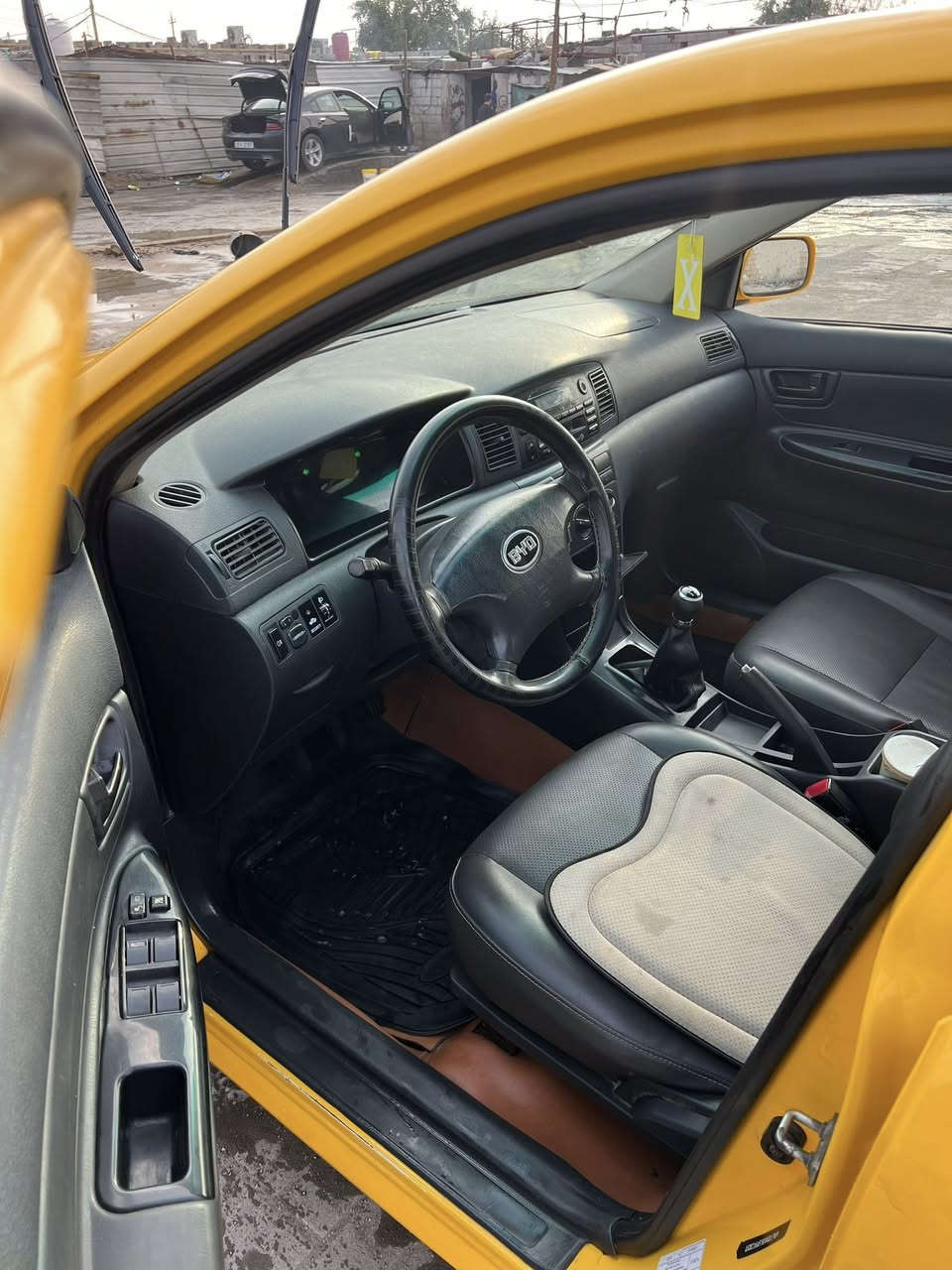 بي واي دي 2019 كير عادي كفاله ضربه وصبغ وتبديل بيه سحب كارت بلباب الخلفي مكينه كير حداديه تخم تاير كله كفاله السياره اقساط استقطاع مباشر السعر 72 $ للاستفسار اكثر ***********
