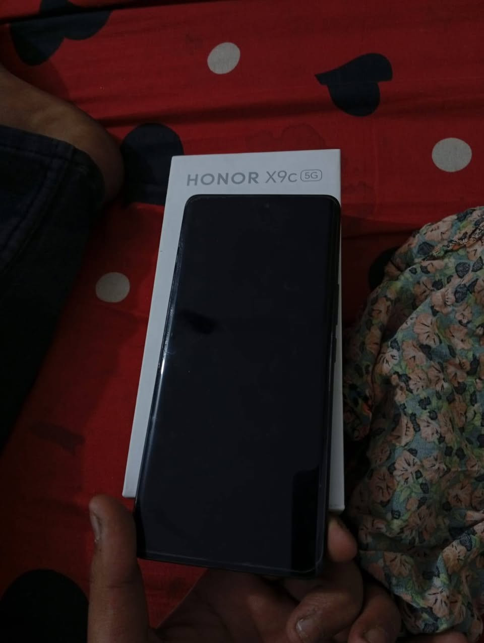 سلام عليكم حياكم الله مبايل لبيع سعر خاص ***********
