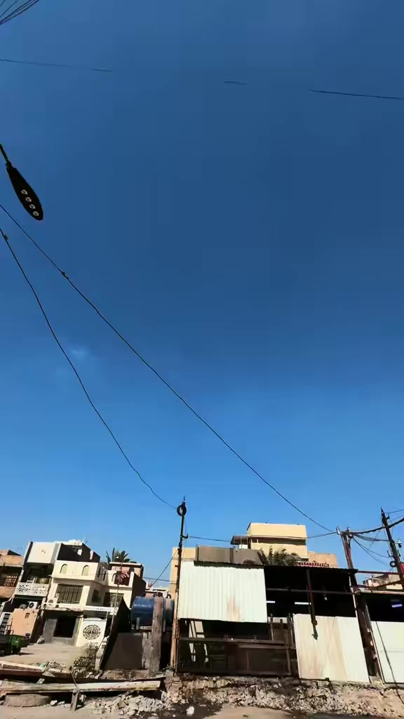 سلام عليكم دراجه تي ماكس 2011مكفولة كفالة عامة كفر ومكينة ودامة كاملة الدراجه خير من الله الدراجه ماشية 25 ألف السعر 45 وبيهة مجال مكاني بغداد مدينة الصدر الرقم ***********
