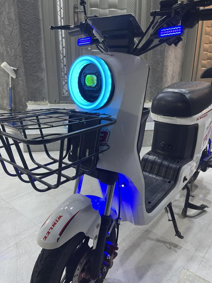 دراجه شحن للبيع مكاني ديالى بلدروز 2025R9//////***********((سعر 575))وبيها مجال
