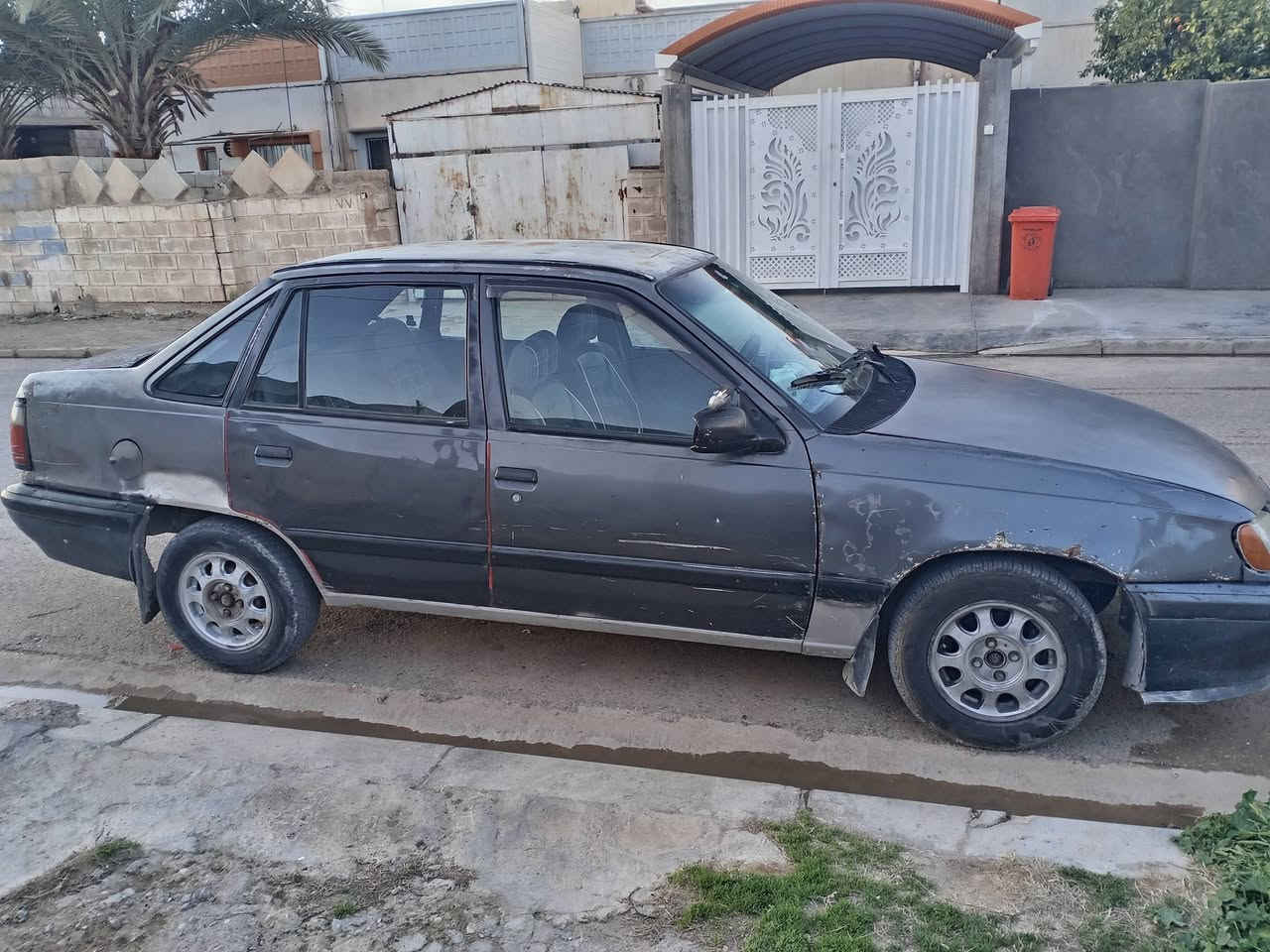 سياره موديل 91  محرك نضيف صدر نضيف جاهزه كشر شوفت عينك حلو داخل حلو سنويه 26  شرط اتحول السعر 23 بيه مجال عندك مراوس بكد سعره اراوس حسب القناعه مكان الانبار القائم العبيدي


**إذا كنت صاحب هذا الإعلان وتريد حذفه لأي سبب، رجاءا أرسل رسالة إلى الدعم الفني**