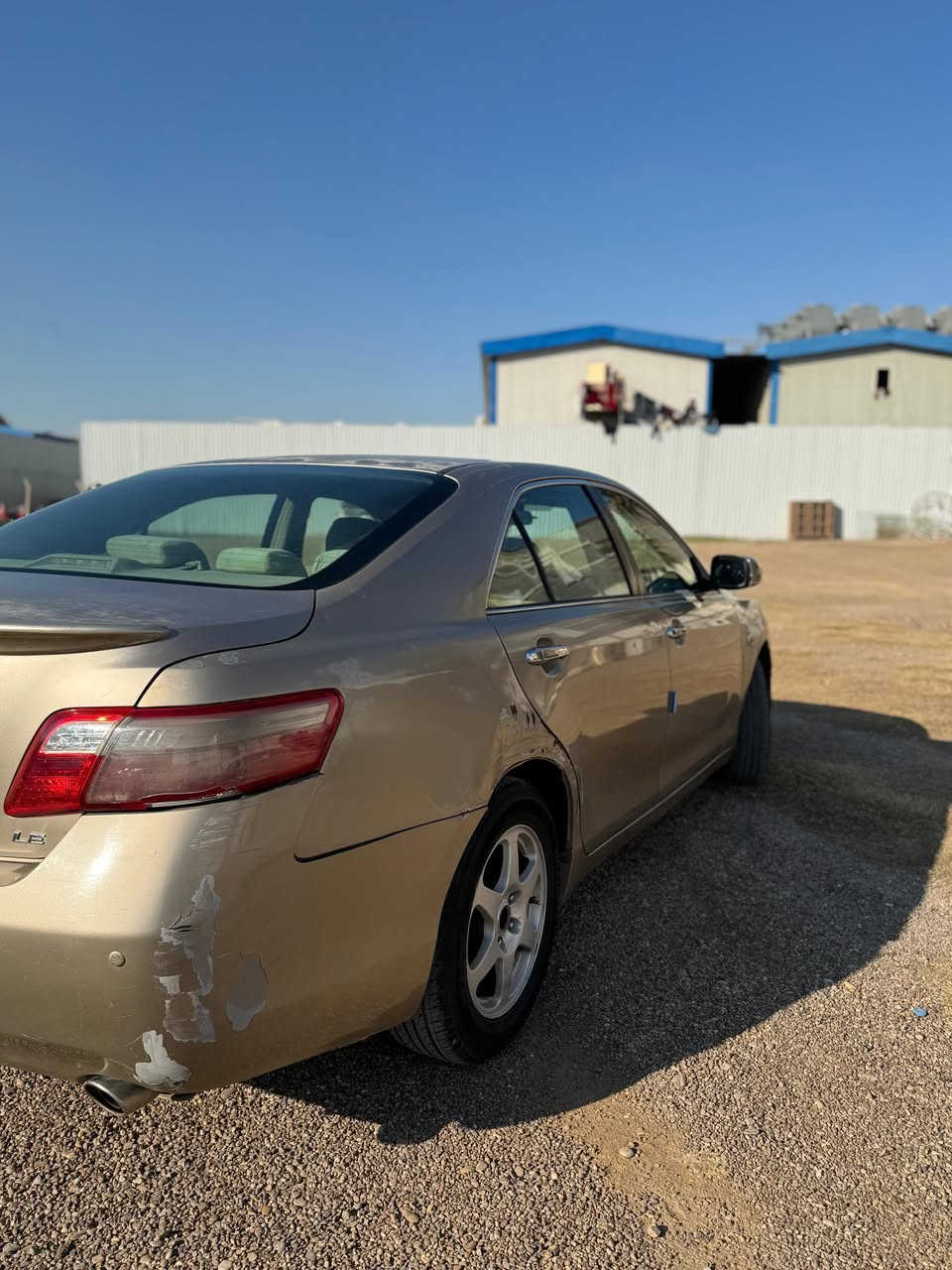 كامري 2007  V6
ماشية 130 ميل 
6 سلندر  3500
السعر 75 و بيها مجال 
الجادرية تقاطع جامعة بغداد 
***********
