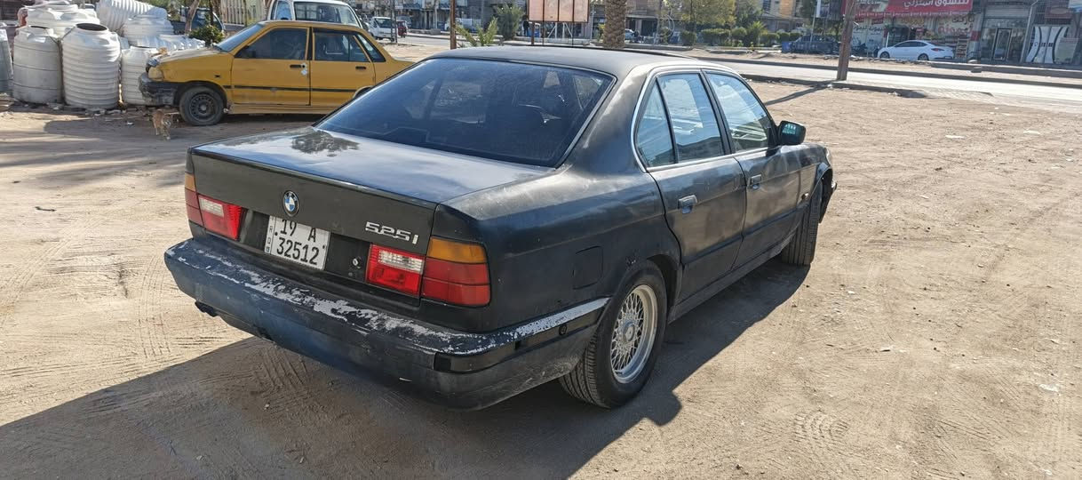 ء.525BMWمفتوح موديل 91 كير عادي  للبيع سياره مكينه وكير وحداديه حلوات تخم تاير جديد راديتر ماي جديد سياره مشيه حلو رقمه كربلاء عنواني كربلاء سعره 43 رقم الهاتف /***********
