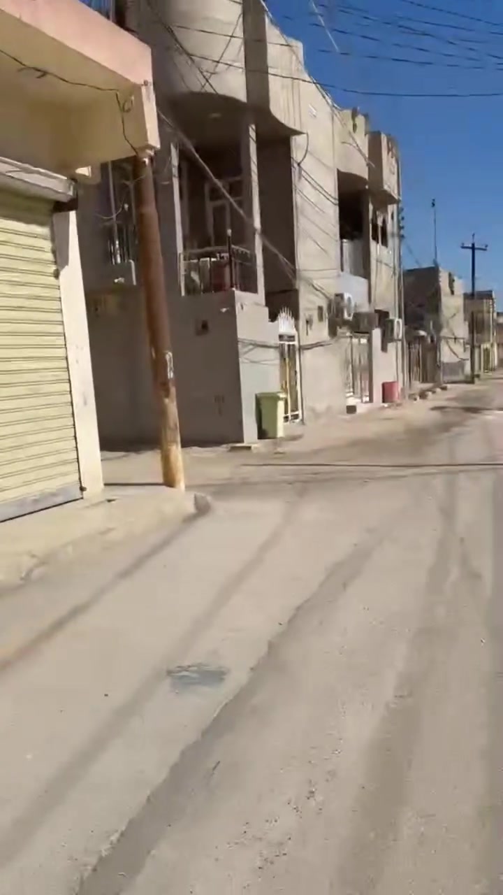 قطعة ارض للبيع كربلاء حي الحوراء 
على طريق بغداد عمود 36 وتنزل جوه يم اسالة الماء 
مساحه 130م واجهة 8ونص ونزال 15 
سند 25 اقرار محكمة باسمي 
سعره 42 ماكو هيج سعر مستعجل للبيع 
*********** بي وتساب

