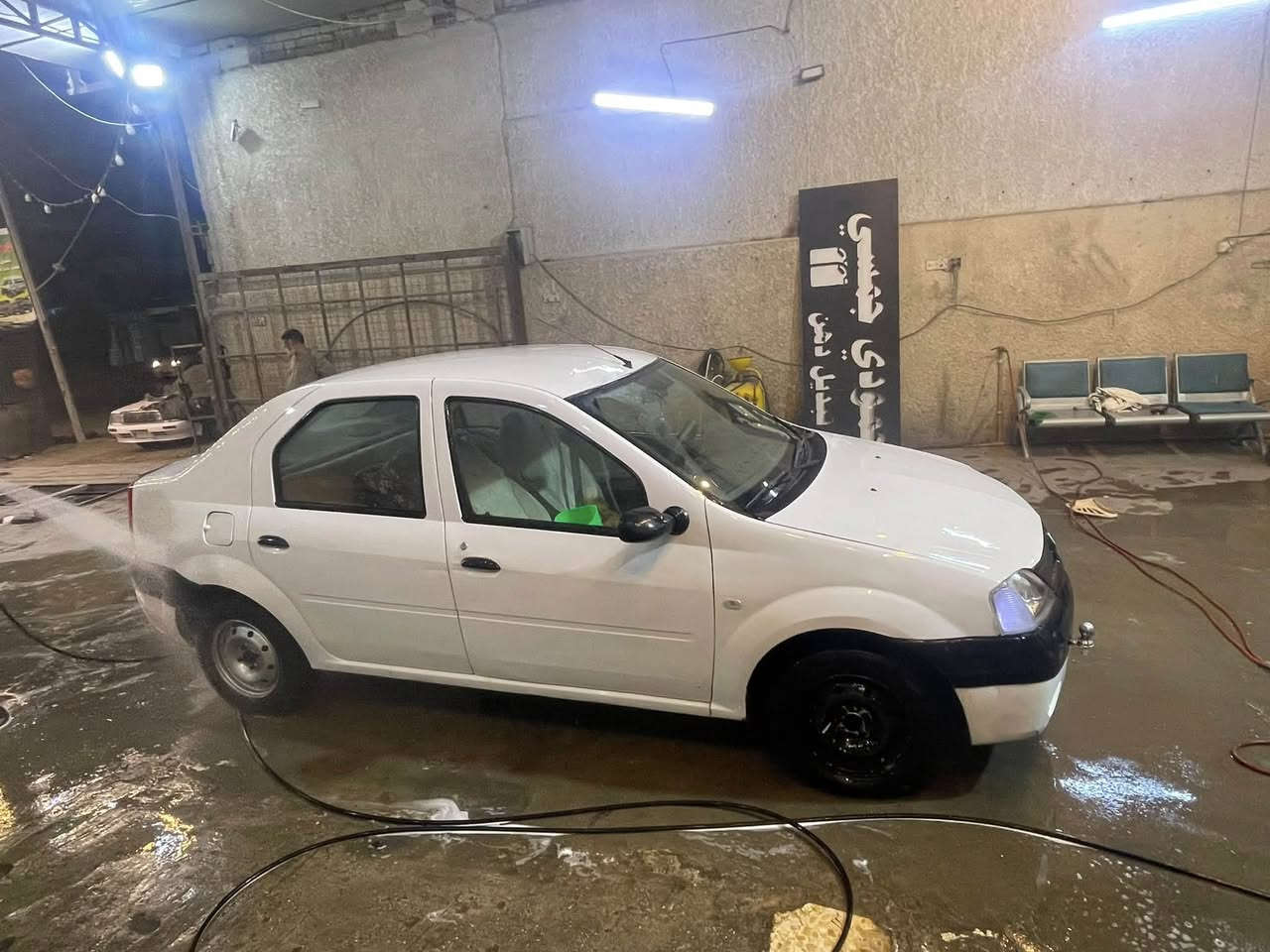 سلام عليكم رينو لوكان موديل ٩ السياره جديده ابمعنه الكلمه السياره جاهزه من كلشي ما ناقصها اي شي مكينه كير تبريد كفاله بيها فقط جاملغ خلفي معمر بارد واباقي ما بيها اي شي مكان السياره الشعب نهايت الفورتات معروضه ب ٣٩ وبيها مجال بسيط ***********
