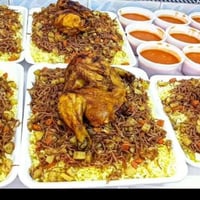 تتوفر وجبات فطور  بشكل يومي بدون حجز مسبوق  الحجز خاص او الاتصال 07751...